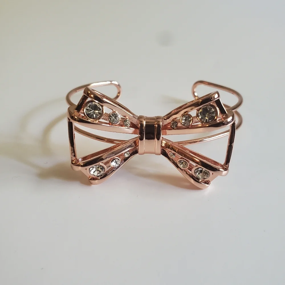 Ted Baker Swarovski Crystal Rose Gold Josz Geometric Bow Cuff